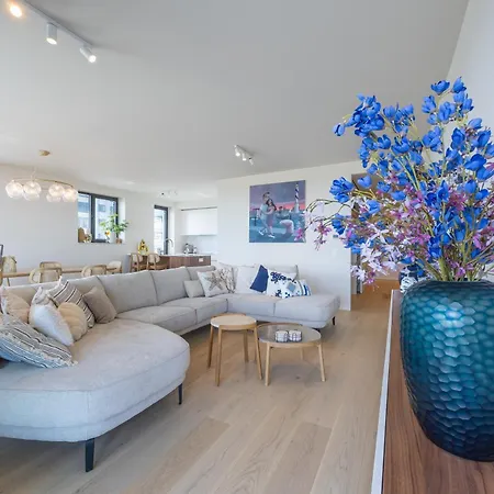 Trinity Cove 167 Ostend