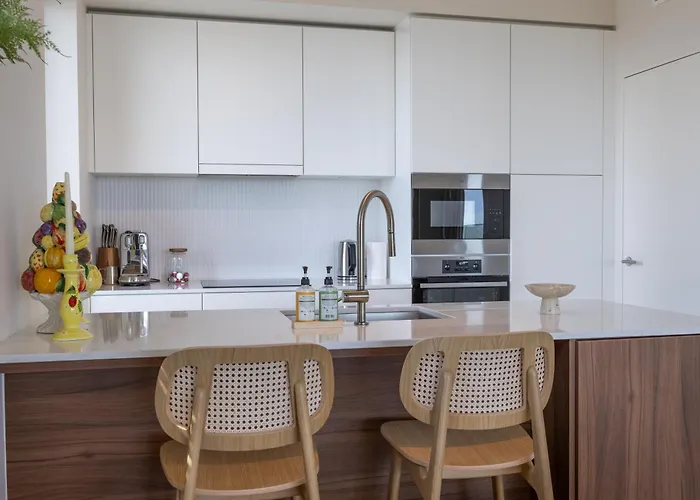 Trinity Cove 167 Apartment