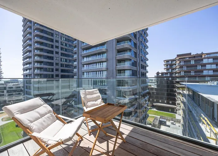 Trinity Cove 167 Apartment