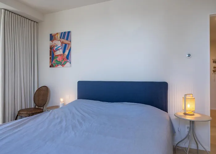 Trinity Cove 167 * Ostend